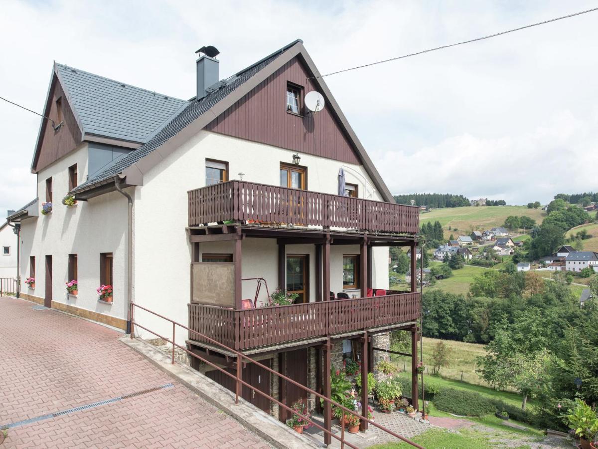 Cozy Apartment In Ore Mountains With Balcony Breitenbrunn  Habitación foto
