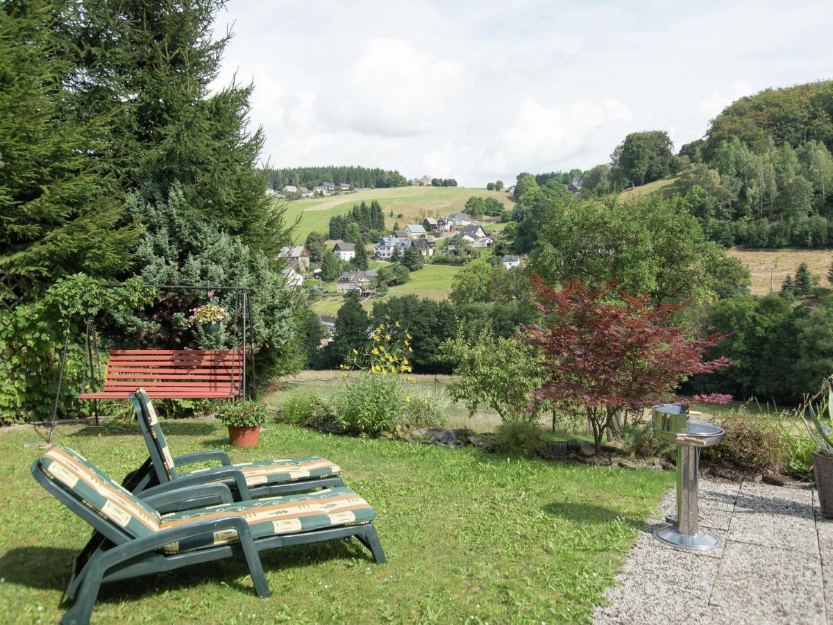 Cozy Apartment In Ore Mountains With Balcony Breitenbrunn  Habitación foto